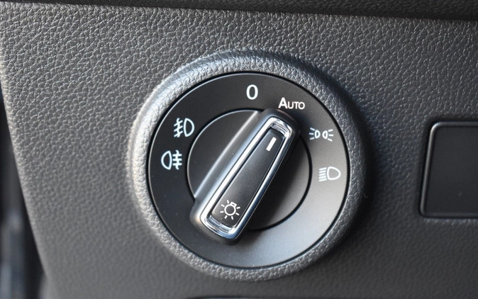Seat Ateca cena 104900 przebieg: 82918, rok produkcji 2019 z Poznań małe 781